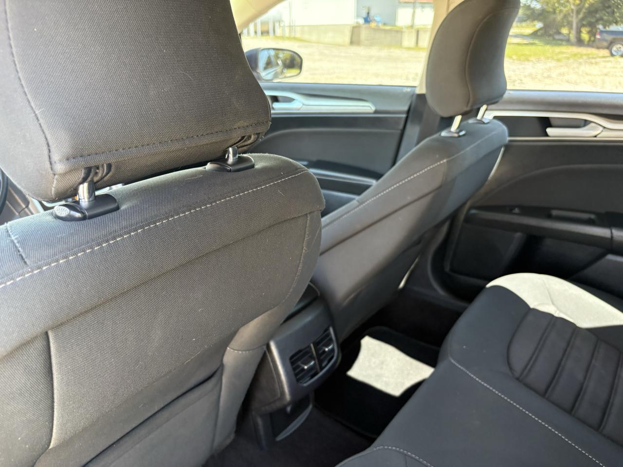 Ford Fusion SE FWD 2019