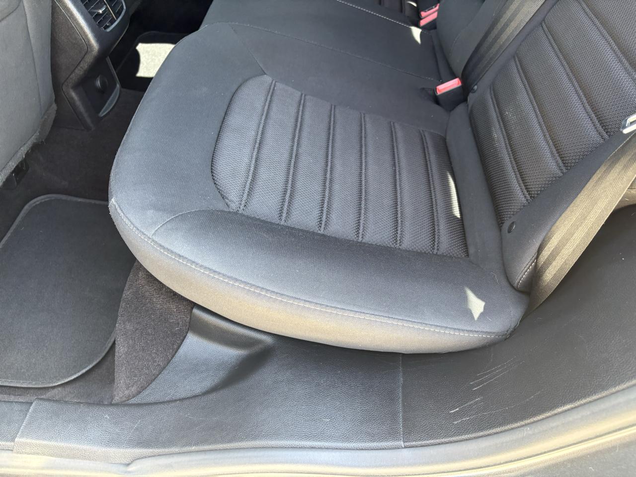 Ford Fusion SE FWD 2019