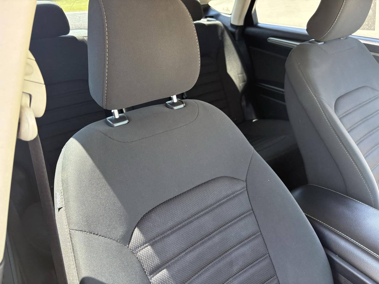 Ford Fusion SE FWD 2019