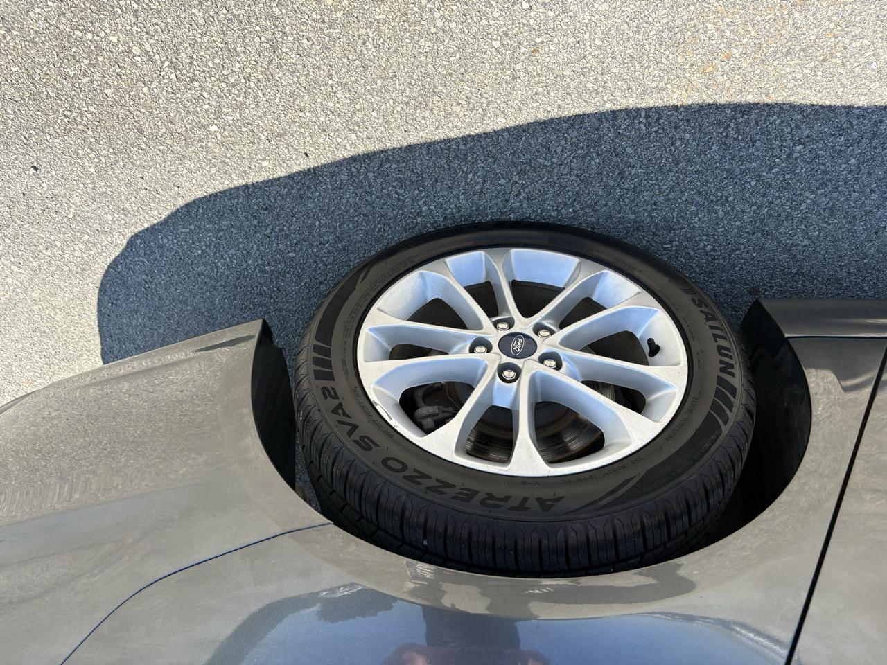 Ford Fusion SE FWD 2019