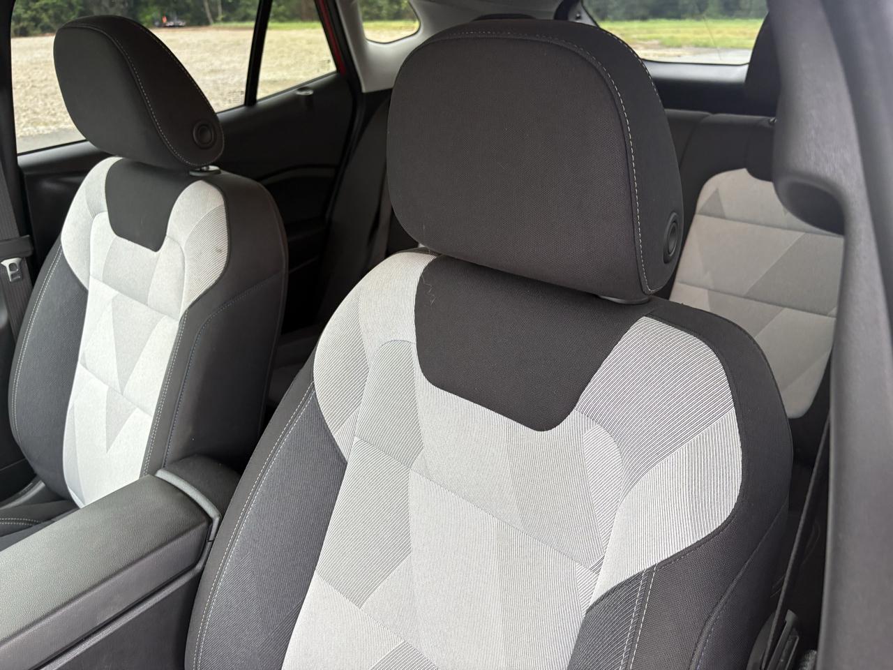 Chevrolet Trax FWD 4dr LS 2026