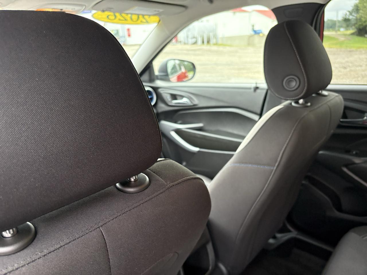 Chevrolet Trax FWD 4dr LS 2026
