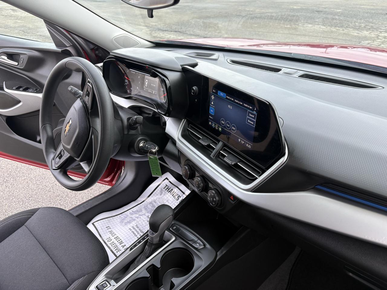 Chevrolet Trax FWD 4dr LS 2026