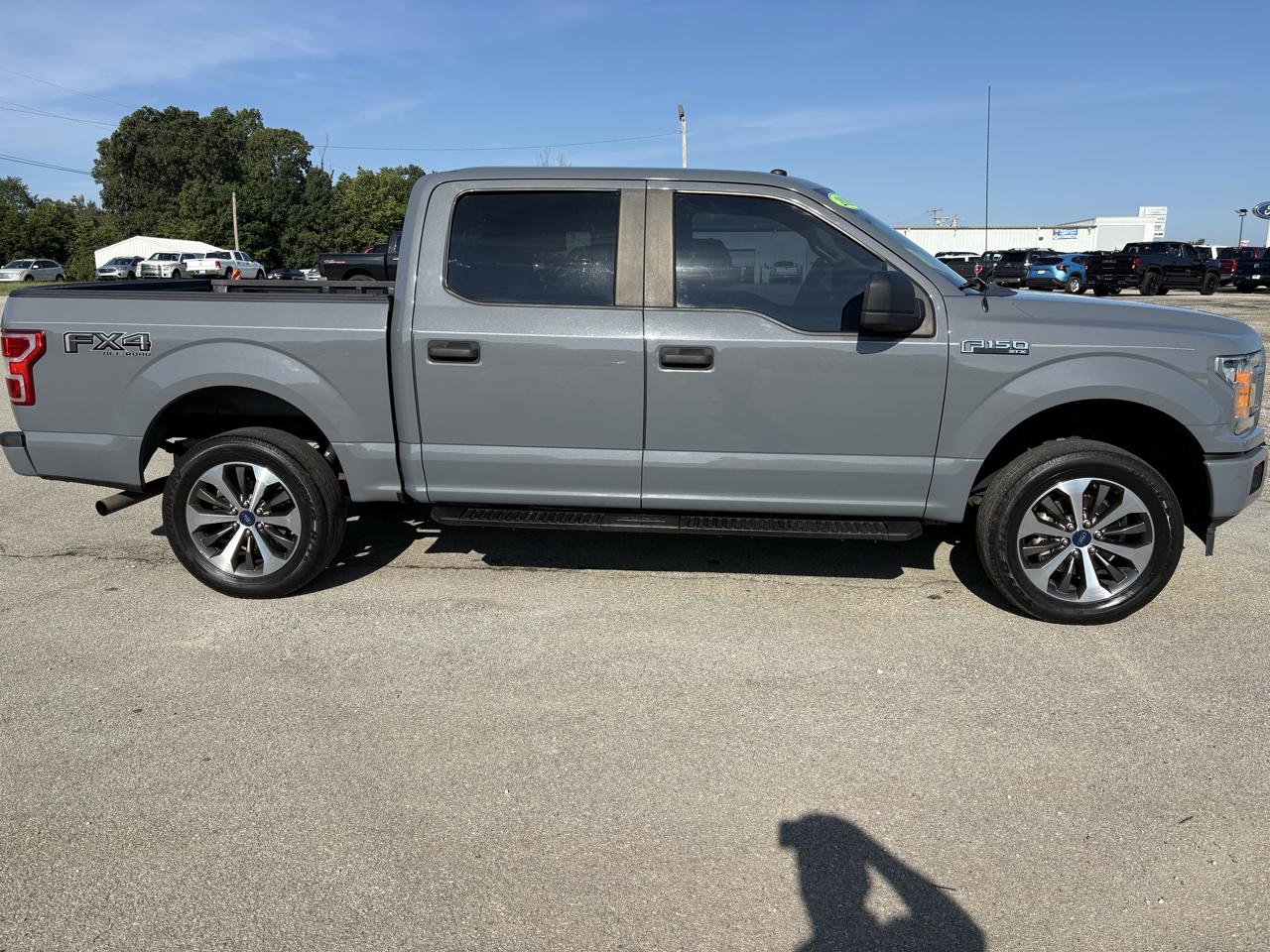 Ford F-150 4WD SuperCrew 145" STX 2019