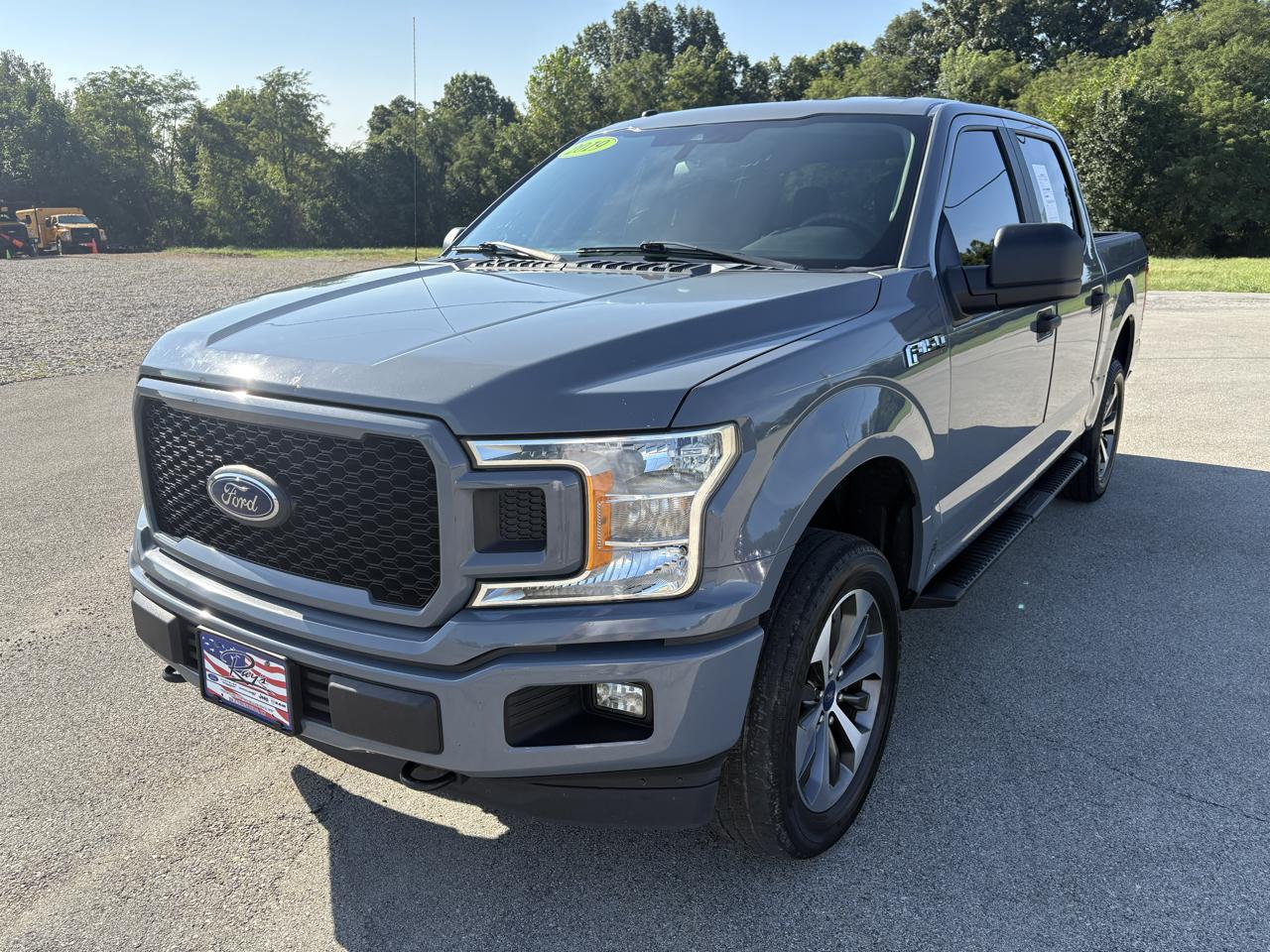 Ford F-150 4WD SuperCrew 145" STX 2019