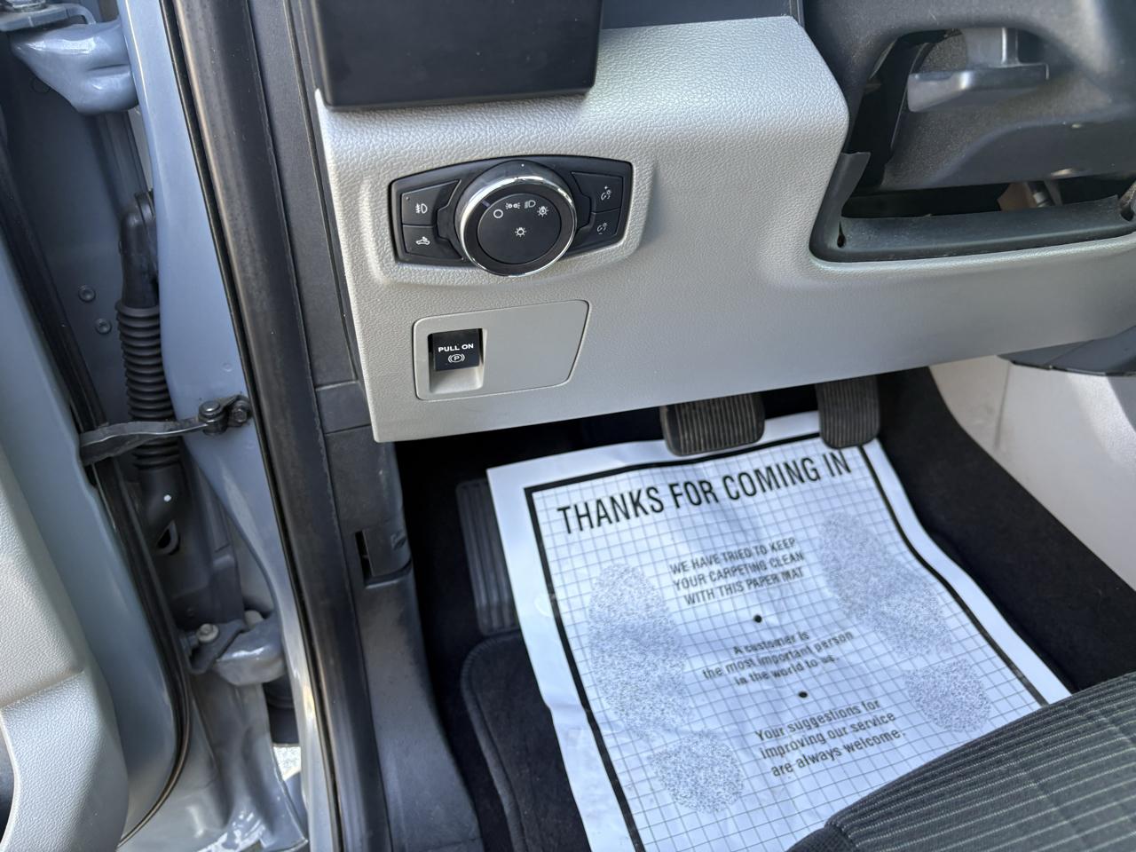Ford F-150 4WD SuperCrew 145" STX 2019