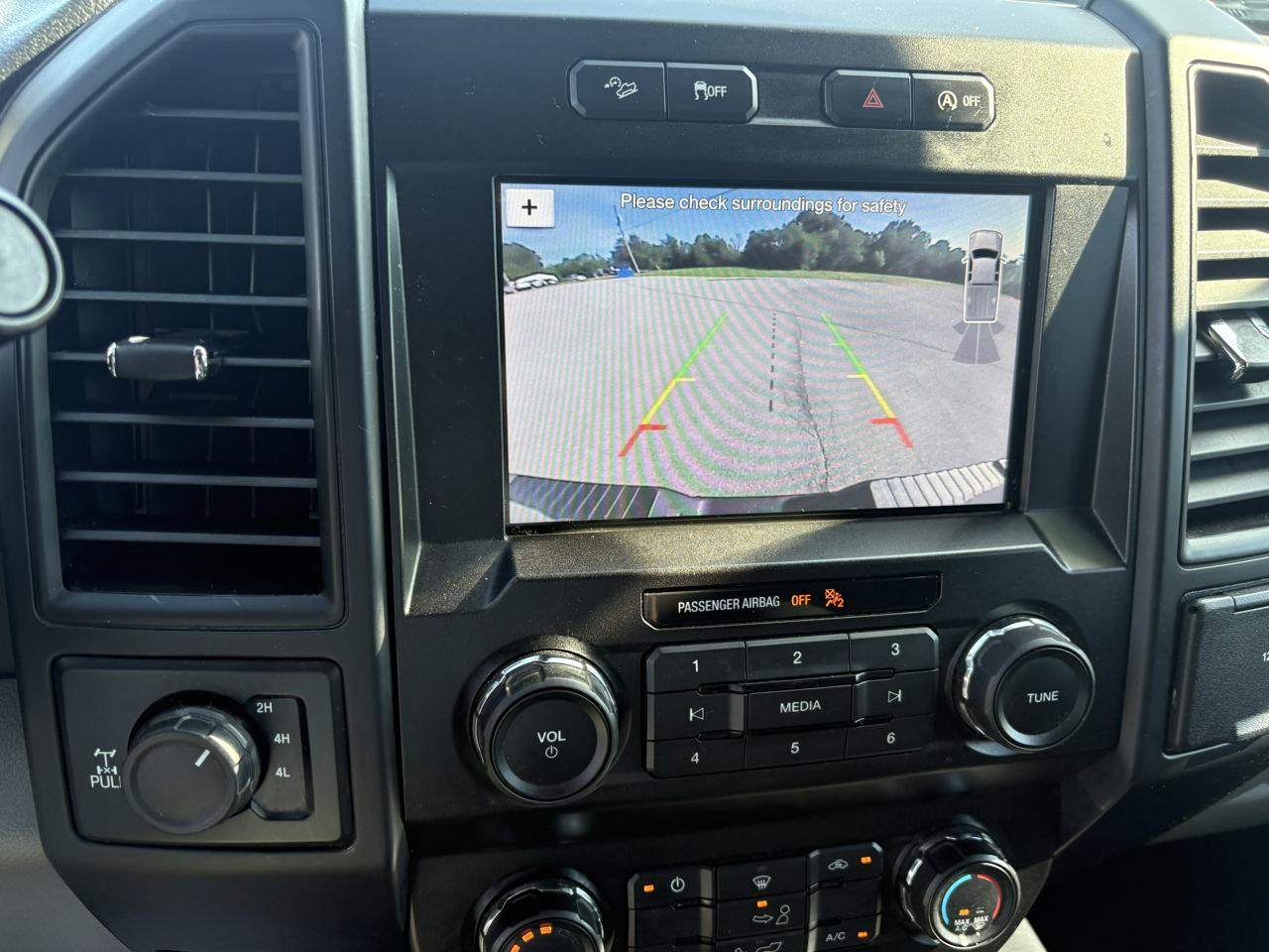 Ford F-150 4WD SuperCrew 145" STX 2019