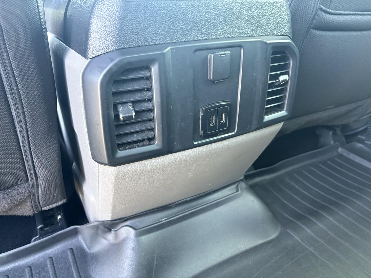 Ford F-150 4WD SuperCrew 145" STX 2019