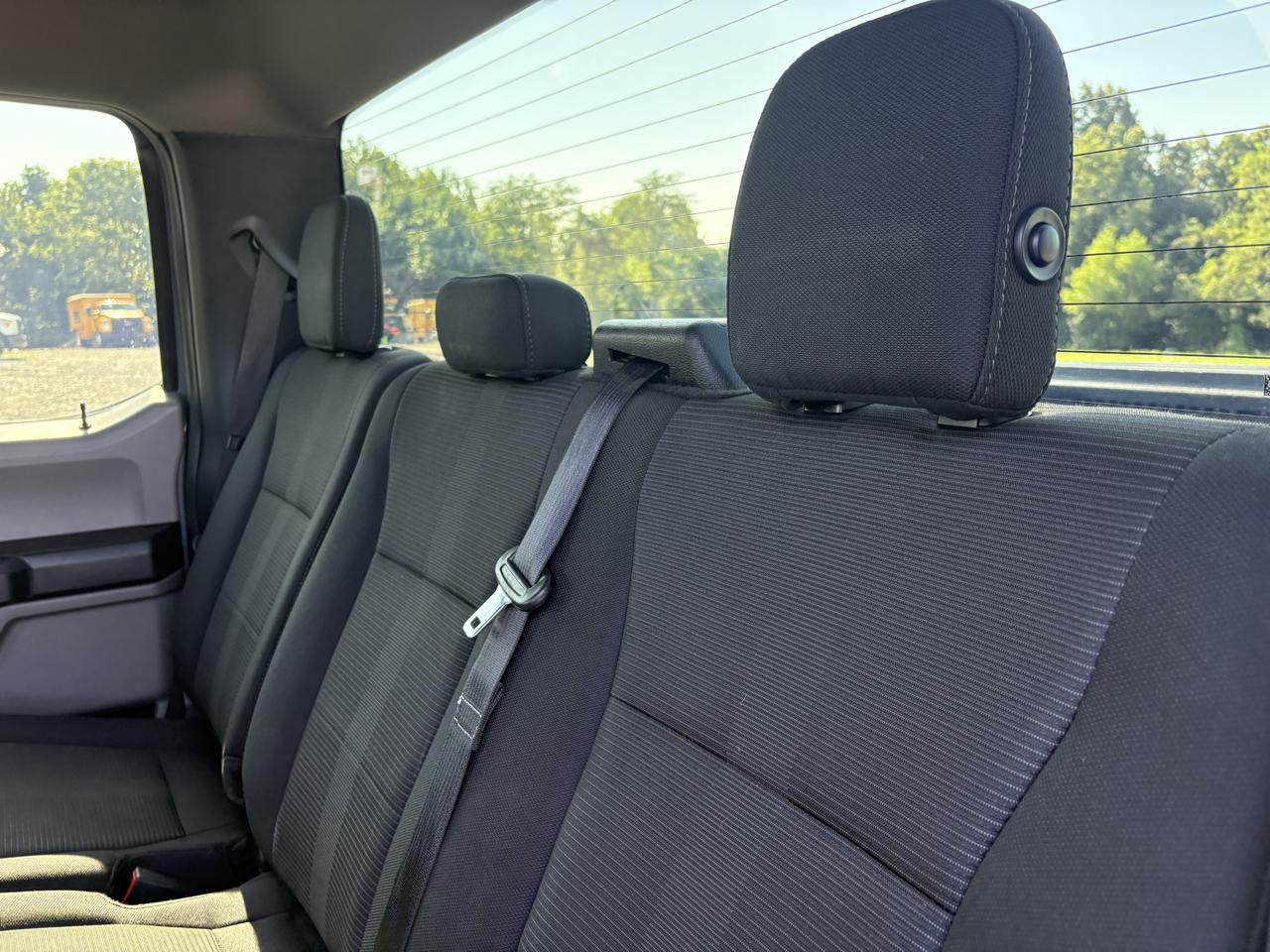 Ford F-150 4WD SuperCrew 145" STX 2019
