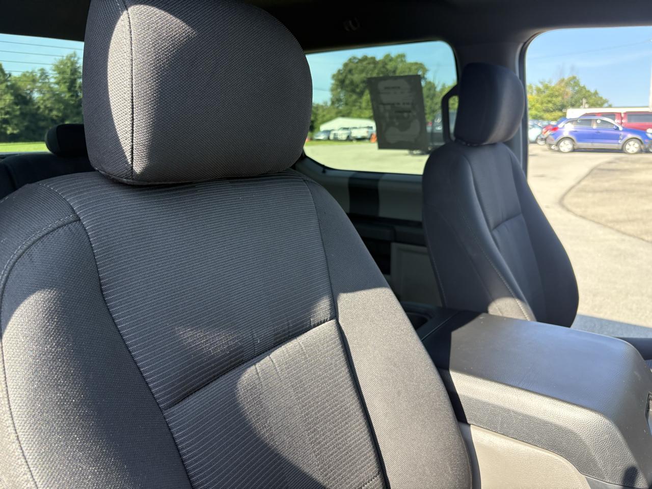 Ford F-150 4WD SuperCrew 145" STX 2019