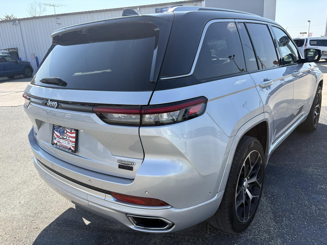Jeep Grand Cherokee 4xe Summit Reserve 4x4 2023