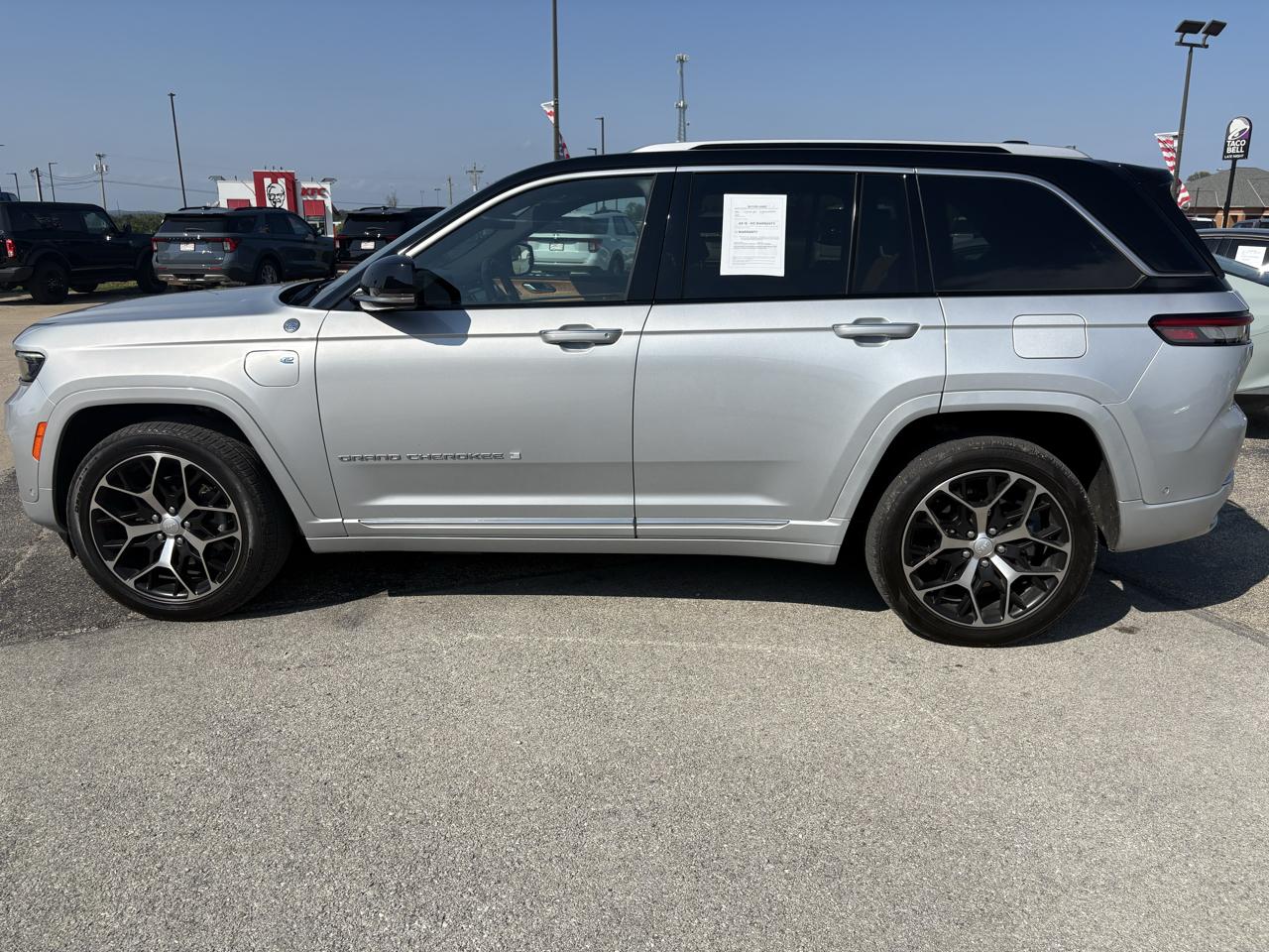 Jeep Grand Cherokee 4xe Summit Reserve 4x4 2023