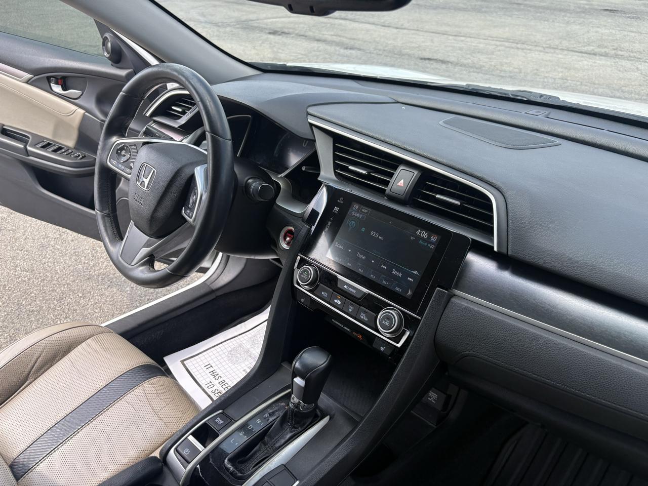 Honda Civic Sedan Touring CVT 2017