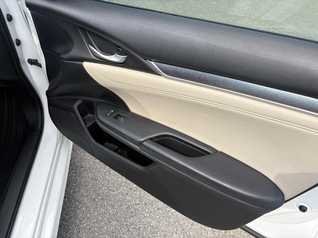 Honda Civic Sedan Touring CVT 2017