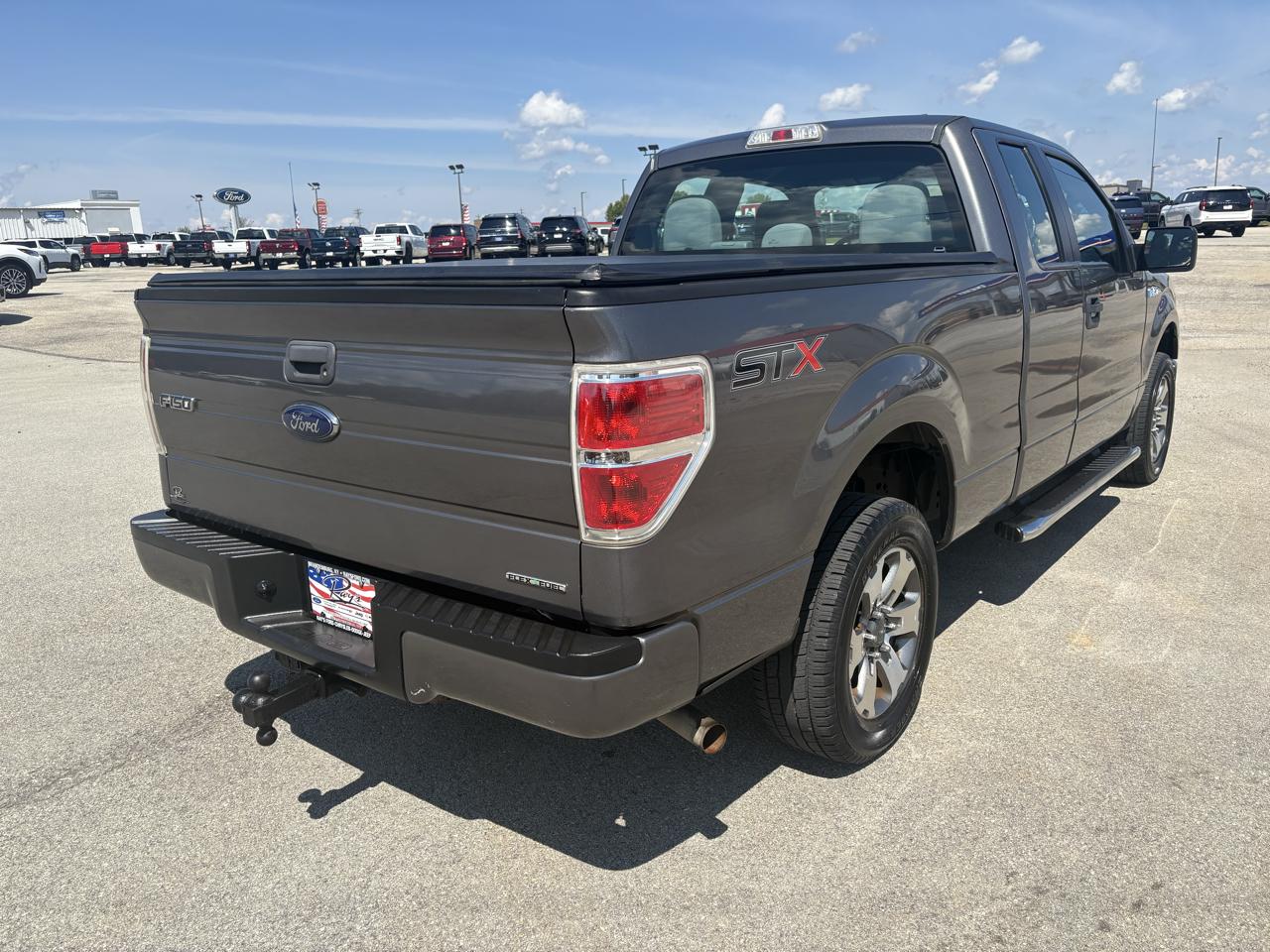 Ford F-150 2WD SuperCab 133" STX 2014