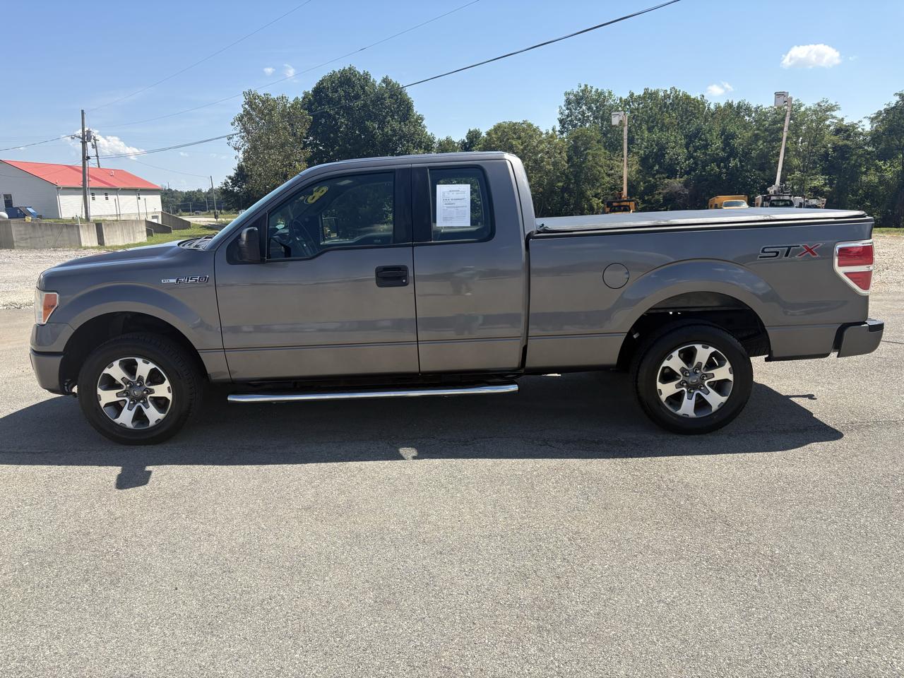 Ford F-150 2WD SuperCab 133" STX 2014