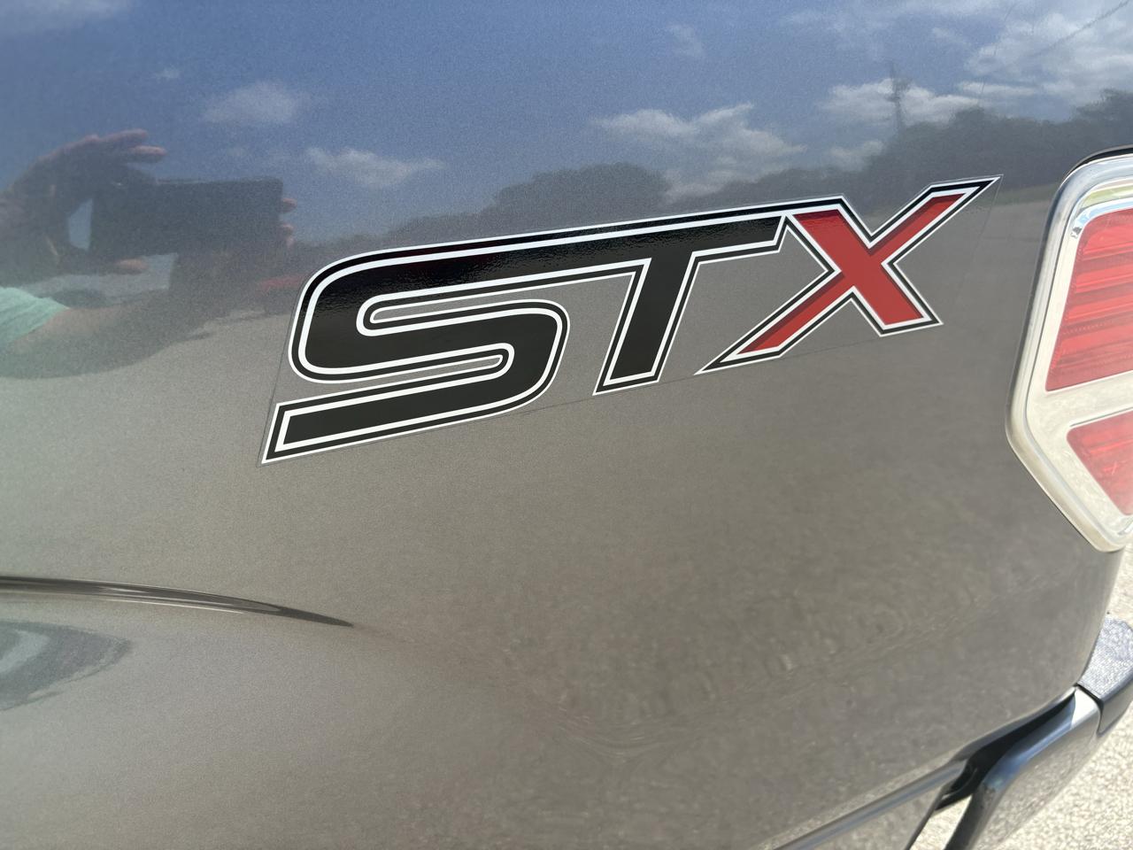 Ford F-150 2WD SuperCab 133" STX 2014