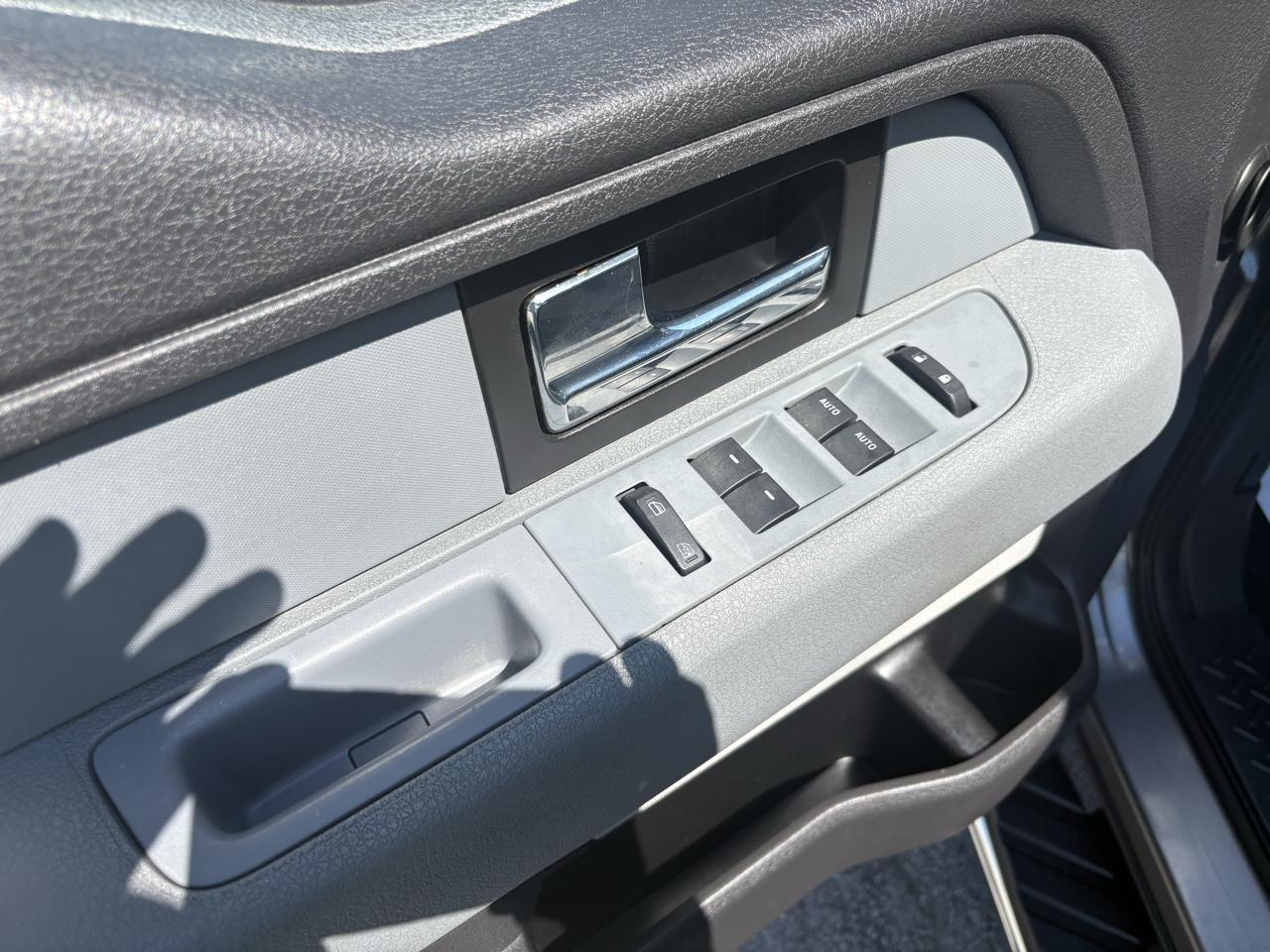 Ford F-150 2WD SuperCab 133" STX 2014