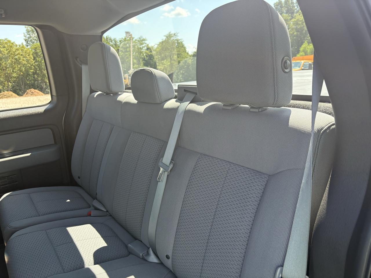 Ford F-150 2WD SuperCab 133" STX 2014