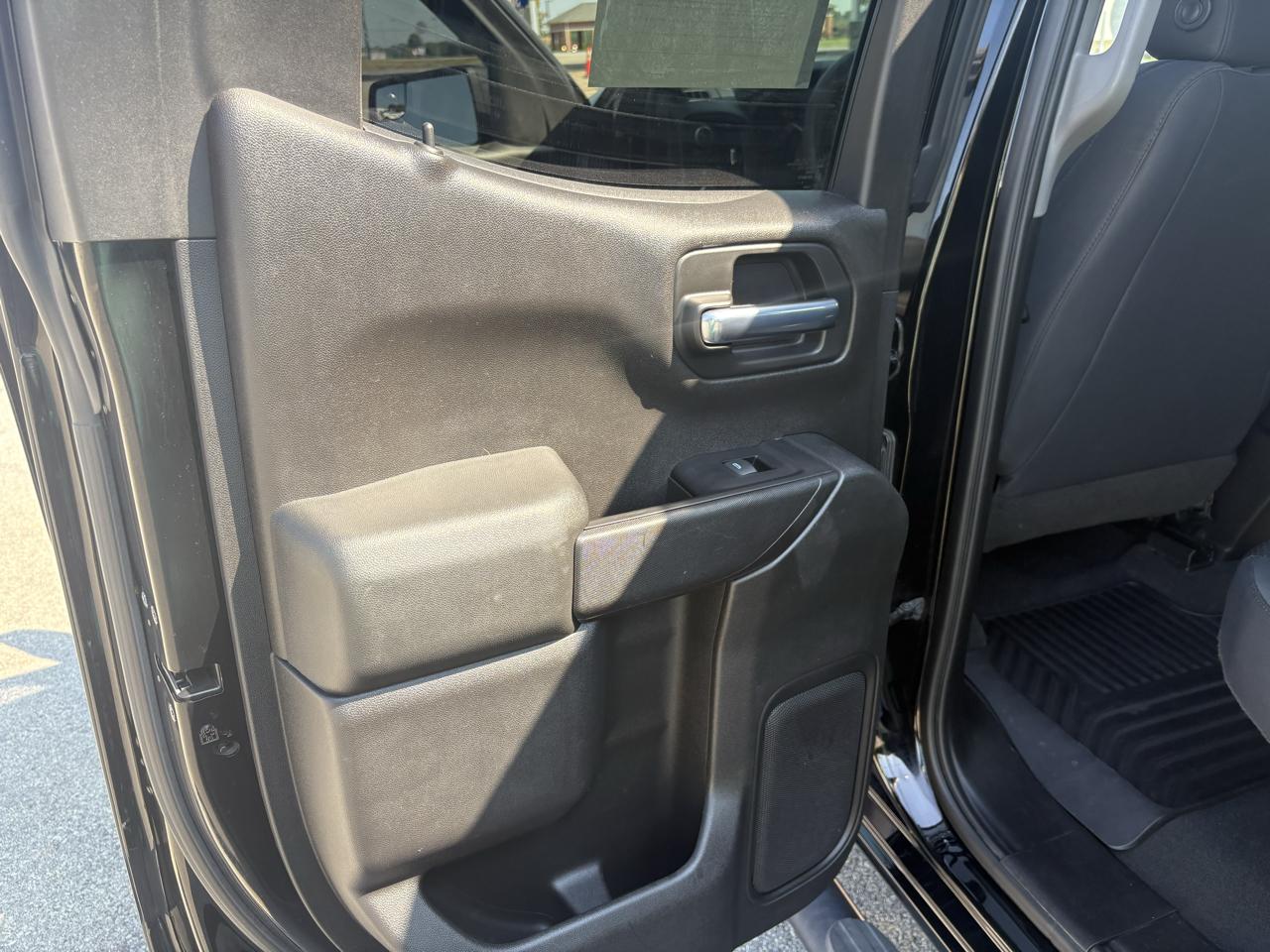 Chevrolet Silverado 1500 4WD Double Cab 147" Custom Trail Boss 2019