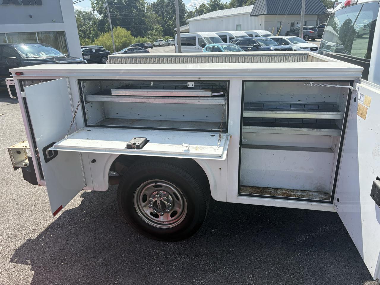 Ford Super Duty F-250 SRW 2WD Reg Cab 137" XL 2019