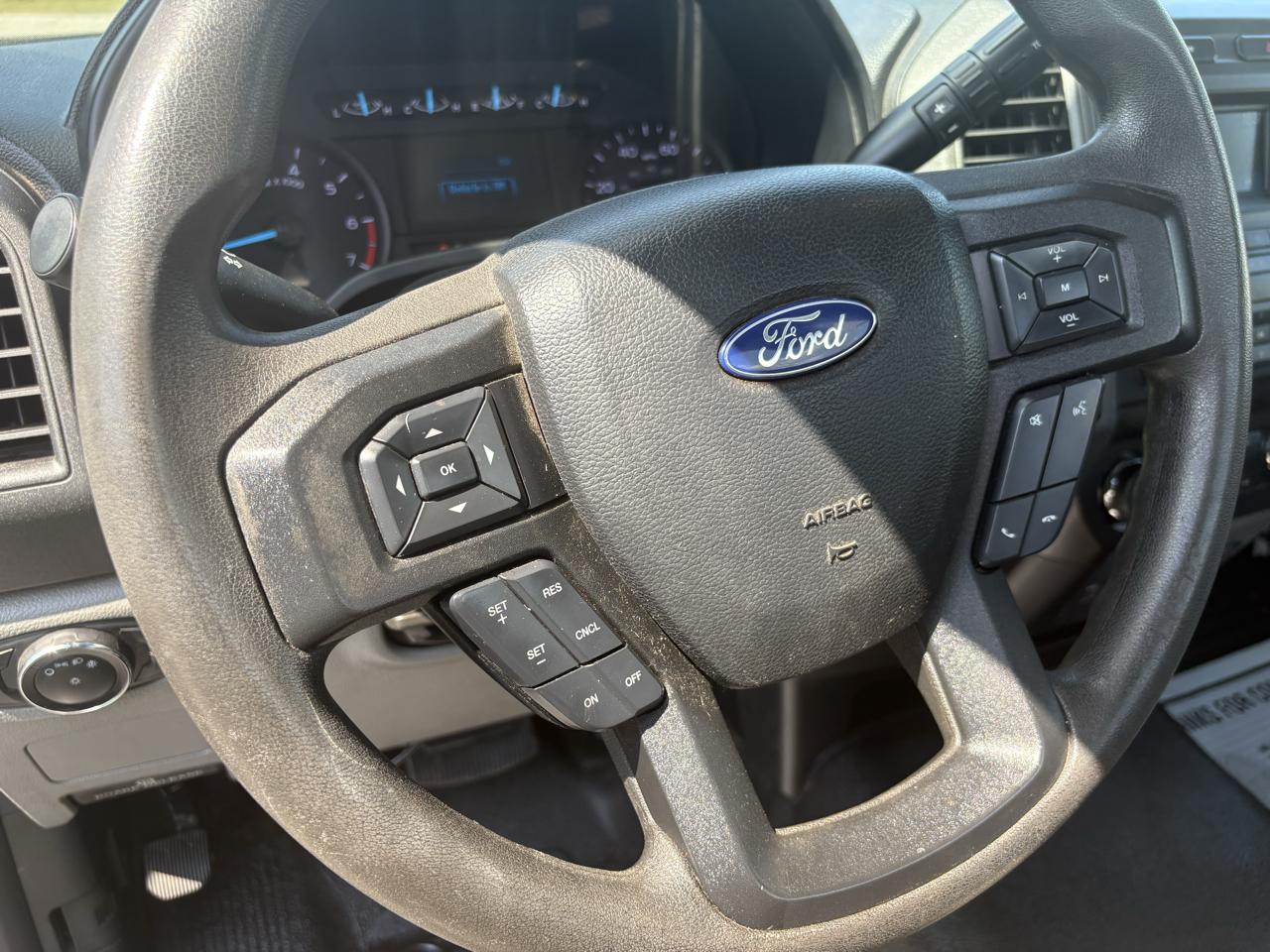 Ford Super Duty F-250 SRW 2WD Reg Cab 137" XL 2019