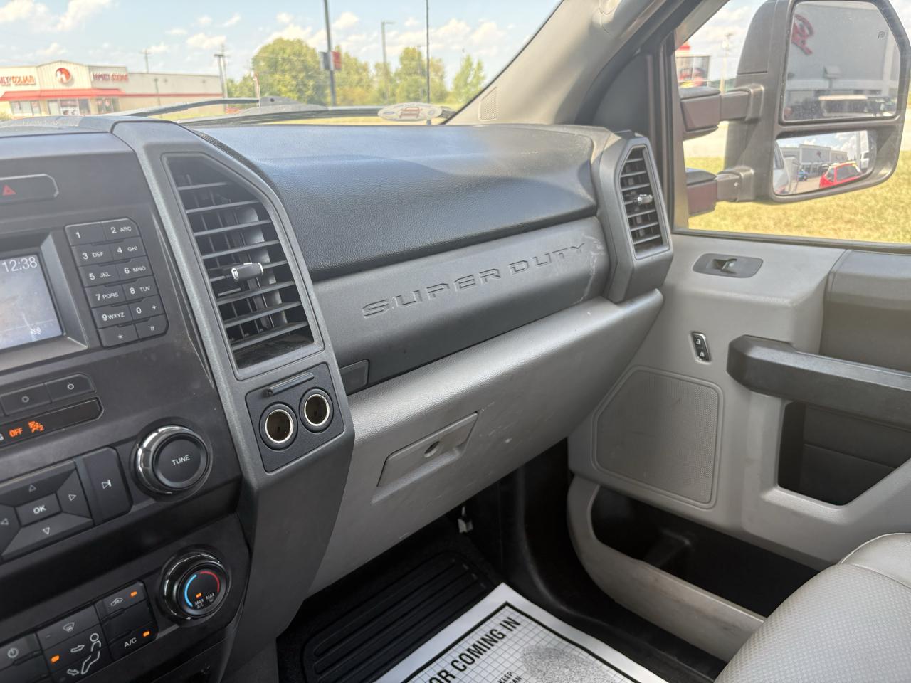 Ford Super Duty F-250 SRW 2WD Reg Cab 137" XL 2019