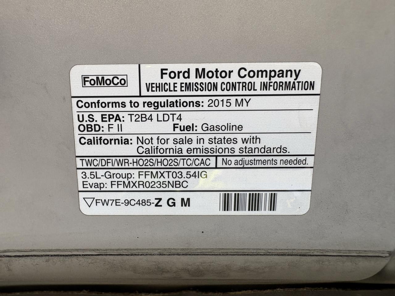 Ford F-150 4WD SuperCrew 157" Lariat w/HD Payload Pkg 2015
