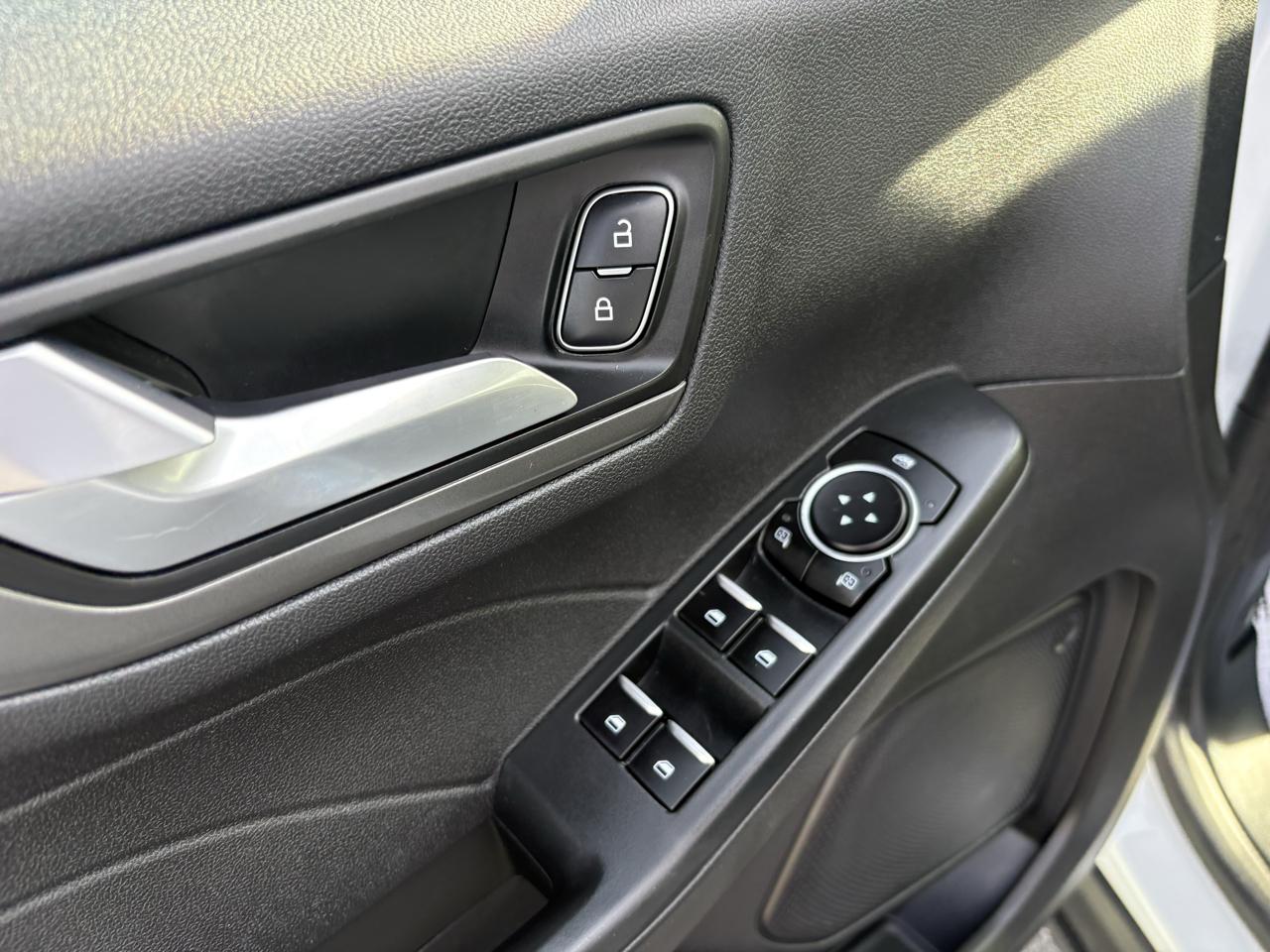 Ford Escape PHEV FWD 2023