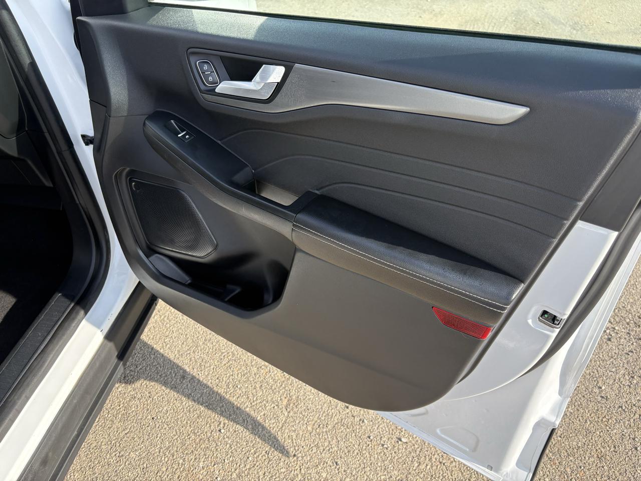 Ford Escape PHEV FWD 2023