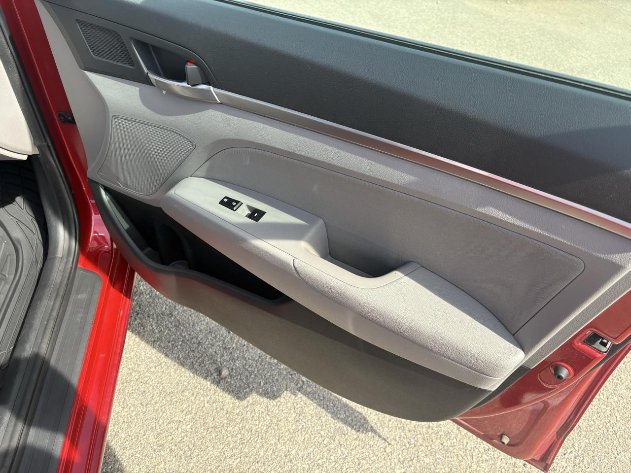 Hyundai Elantra Coupe  2020