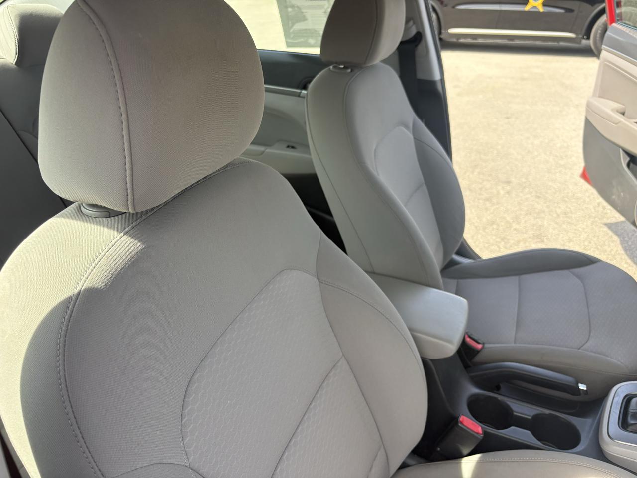 Hyundai Elantra Coupe  2020