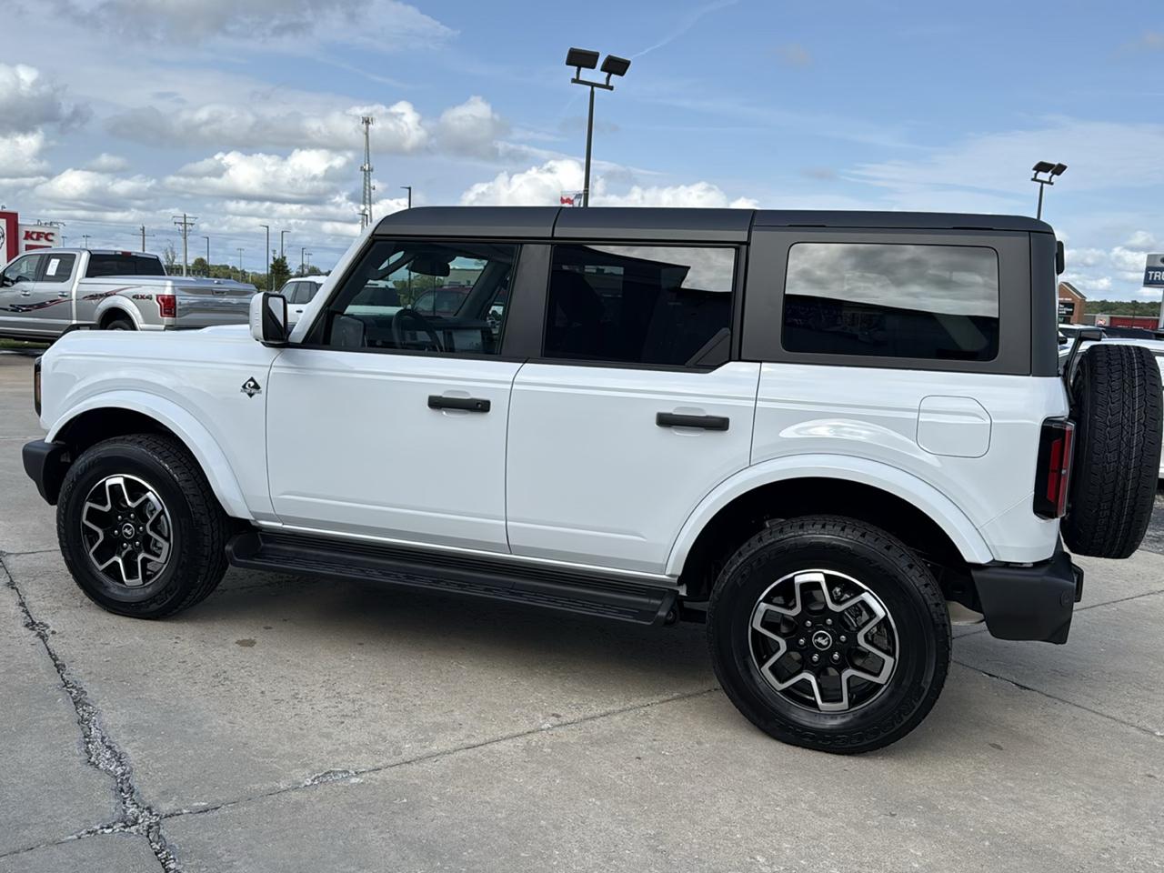 Ford Bronco Outer Banks 4 Door 4x4 2026