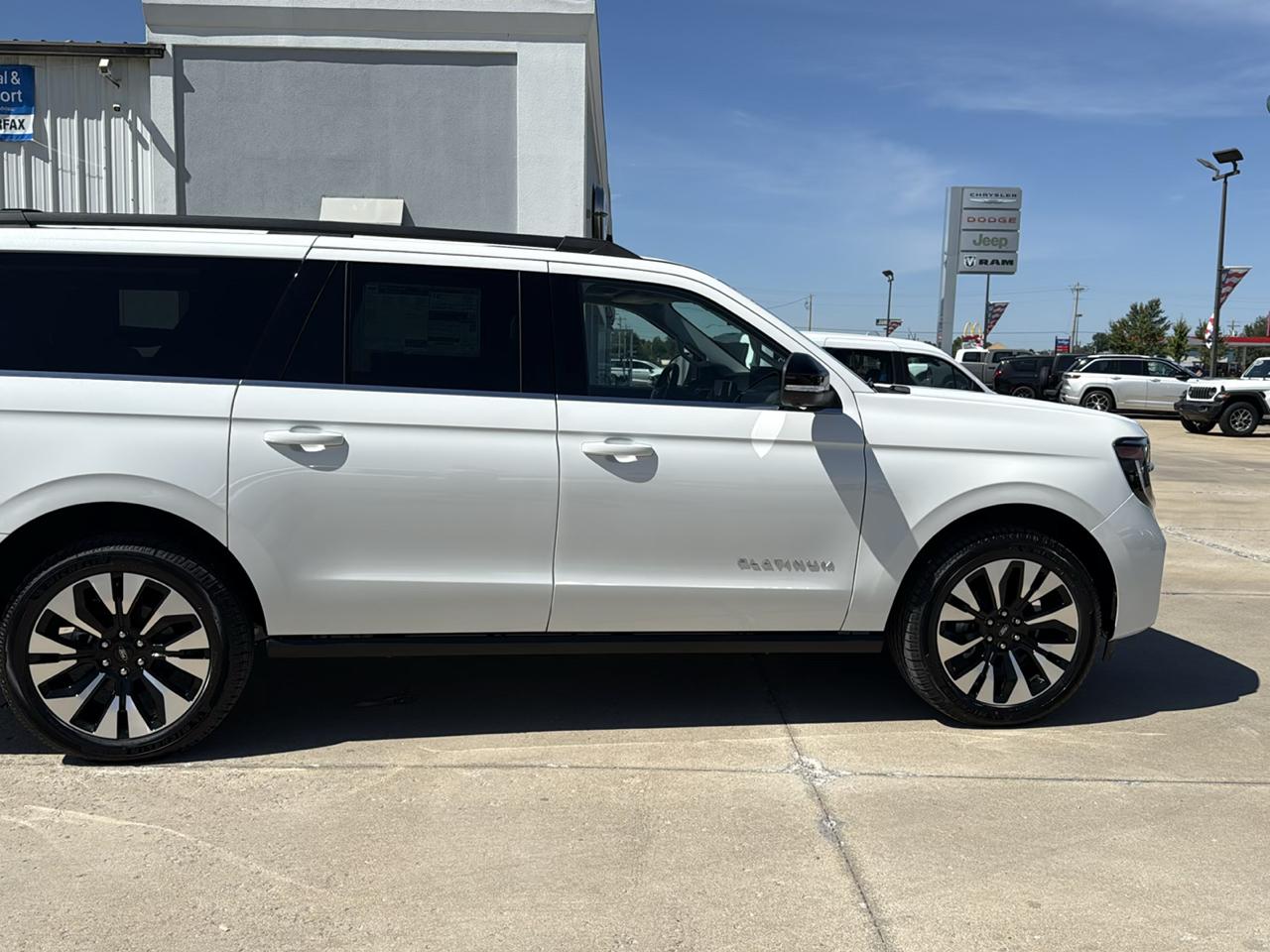 Ford Expedition Max Platinum 4x4 2027