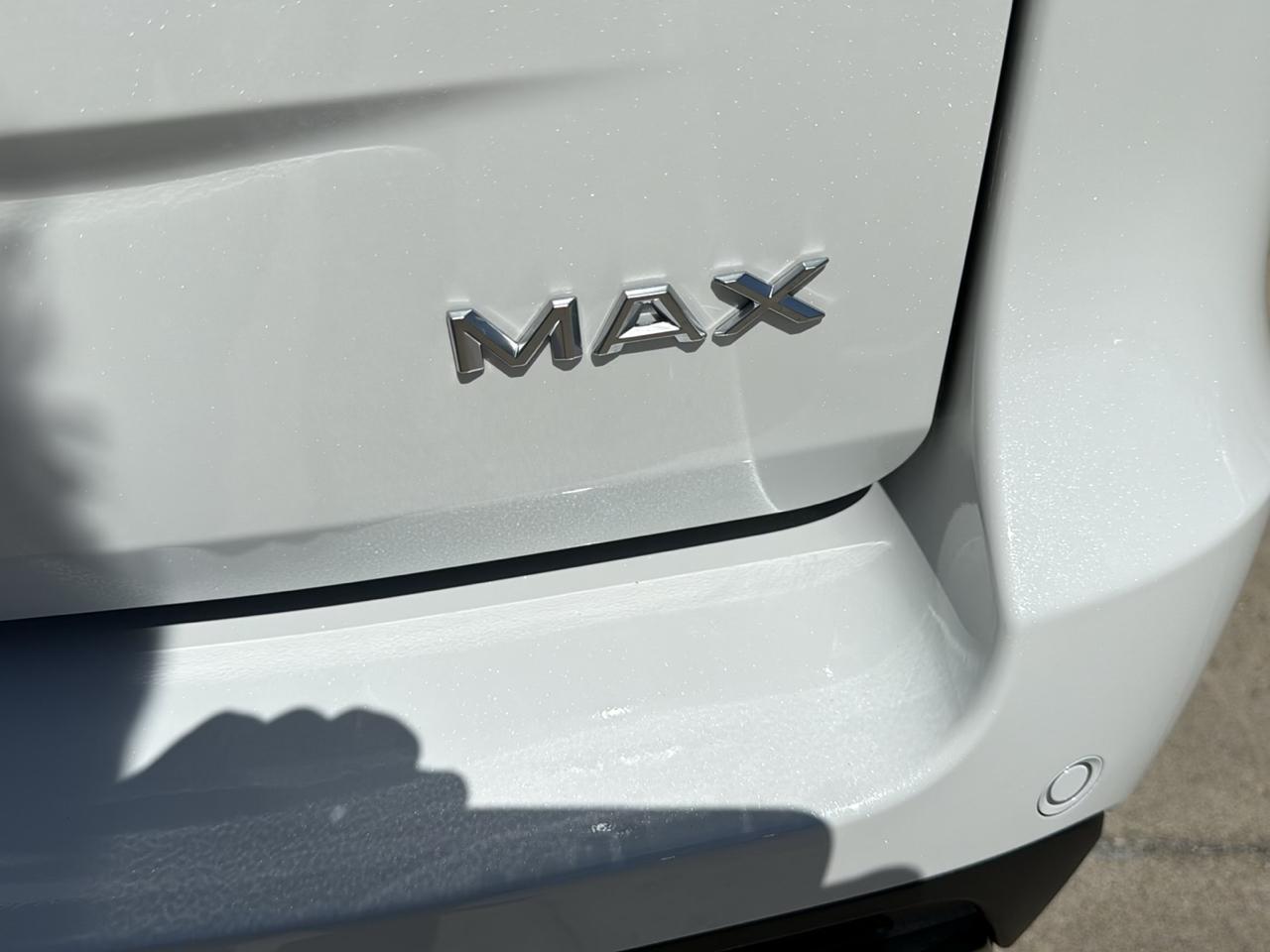 Ford Expedition Max Platinum 4x4 2027