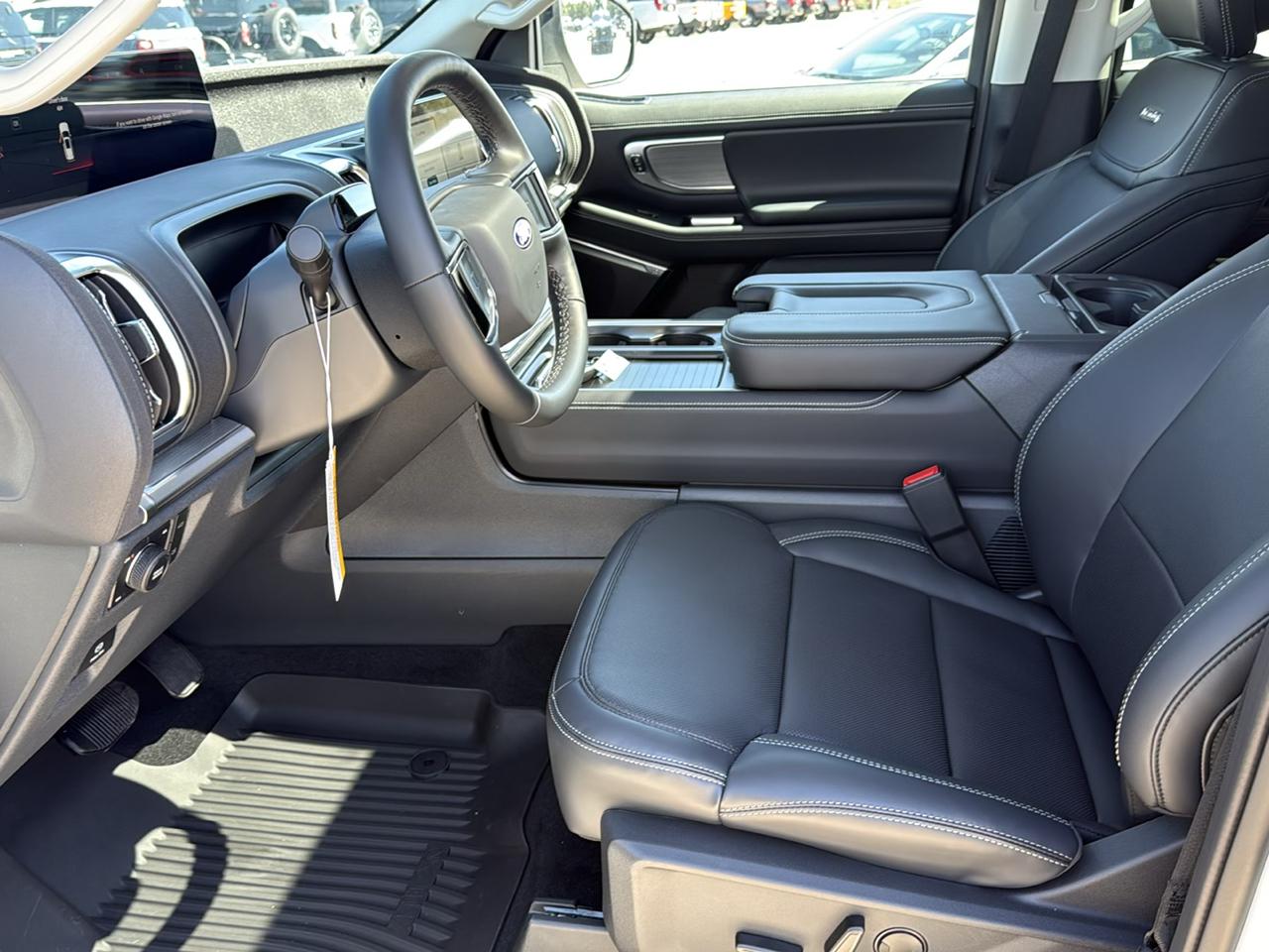 Ford Expedition Max Platinum 4x4 2027