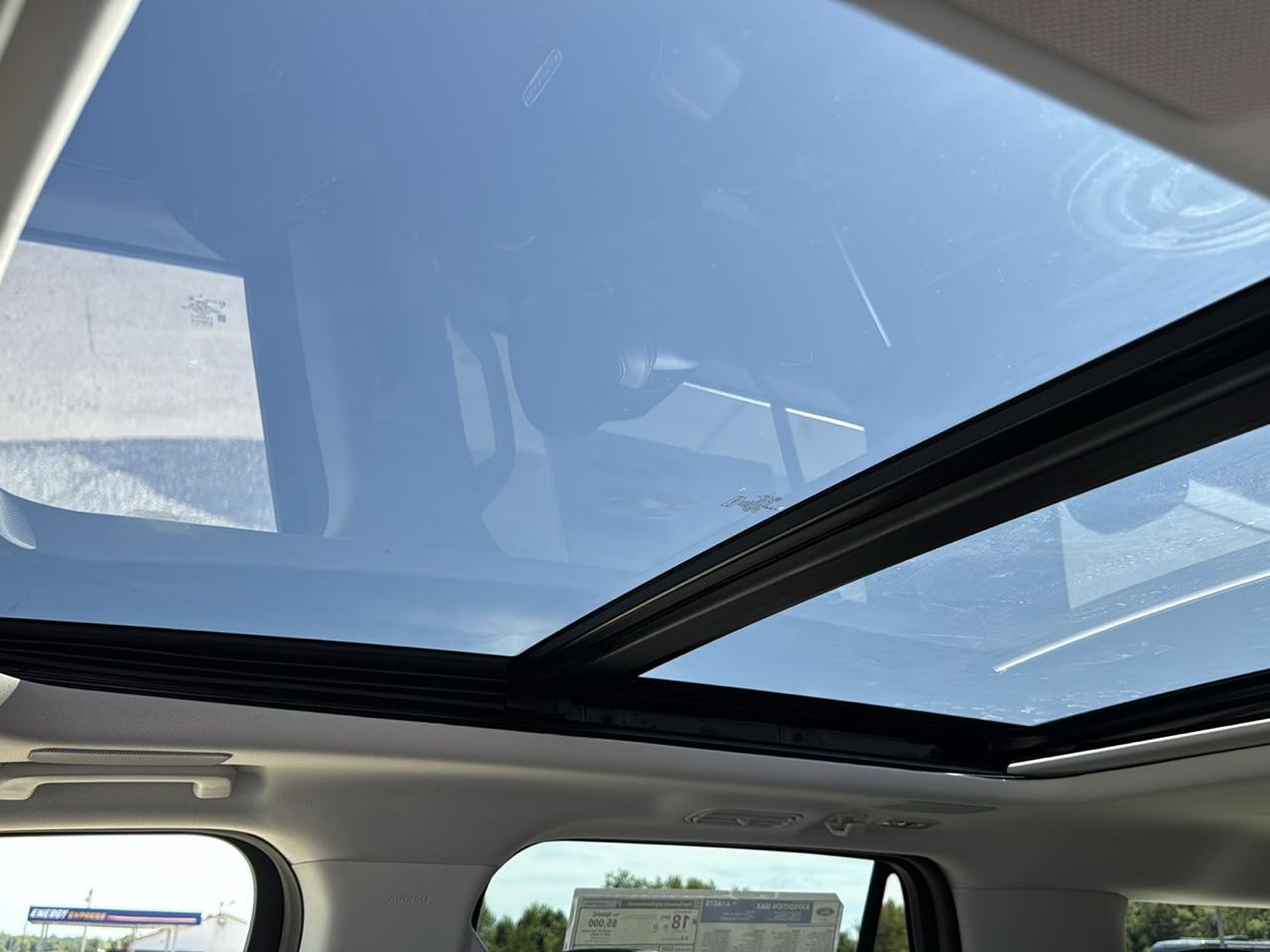 Ford Expedition Max Platinum 4x4 2027