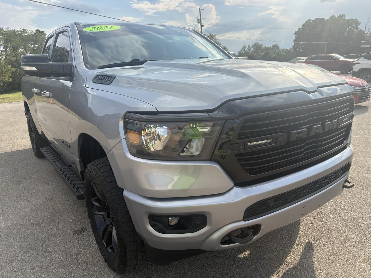 RAM 1500 Big Horn 4x4 Quad Cab 6'4" Box 2021