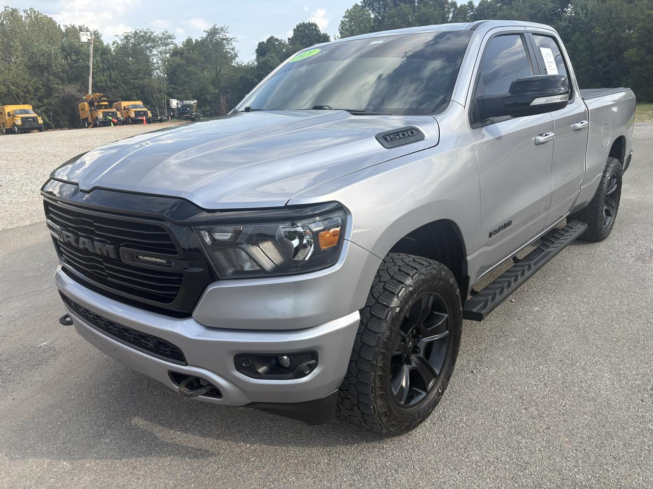 RAM 1500 Big Horn 4x4 Quad Cab 6'4" Box 2021