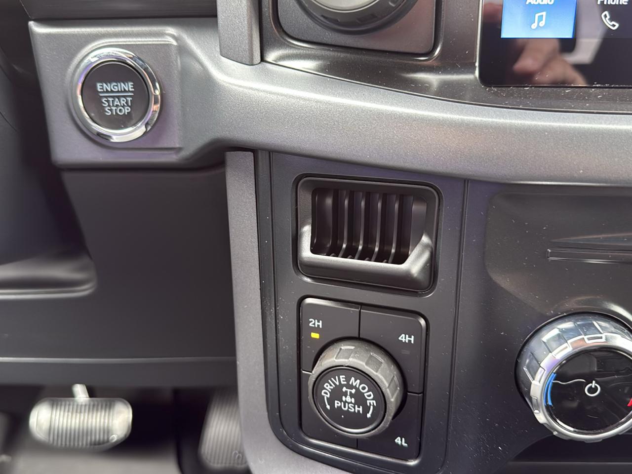 Ford F-150 XLT 4WD SuperCrew 5.5' Box 2026