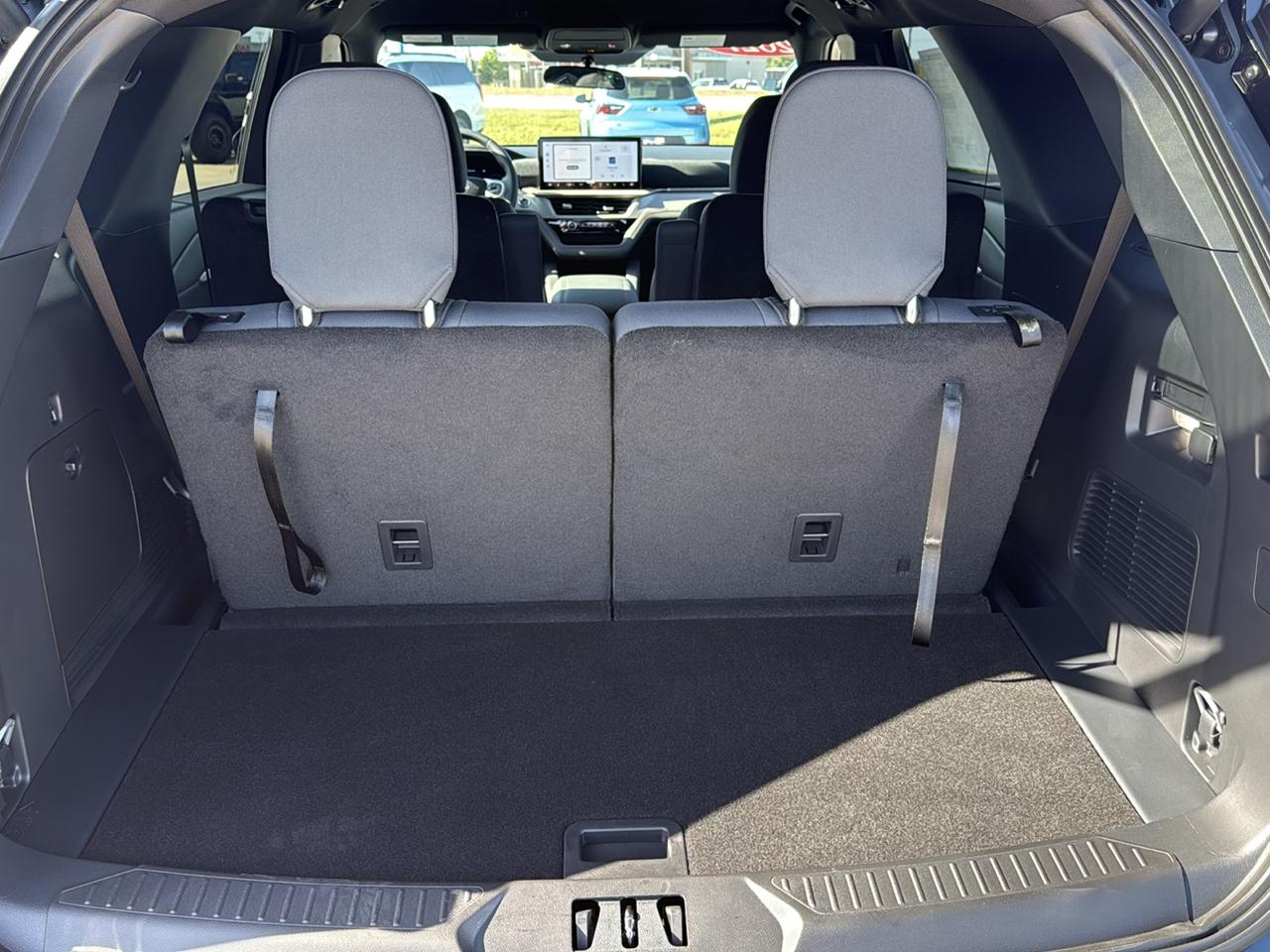 Ford Explorer Active w/100A Pkg 4WD 2027