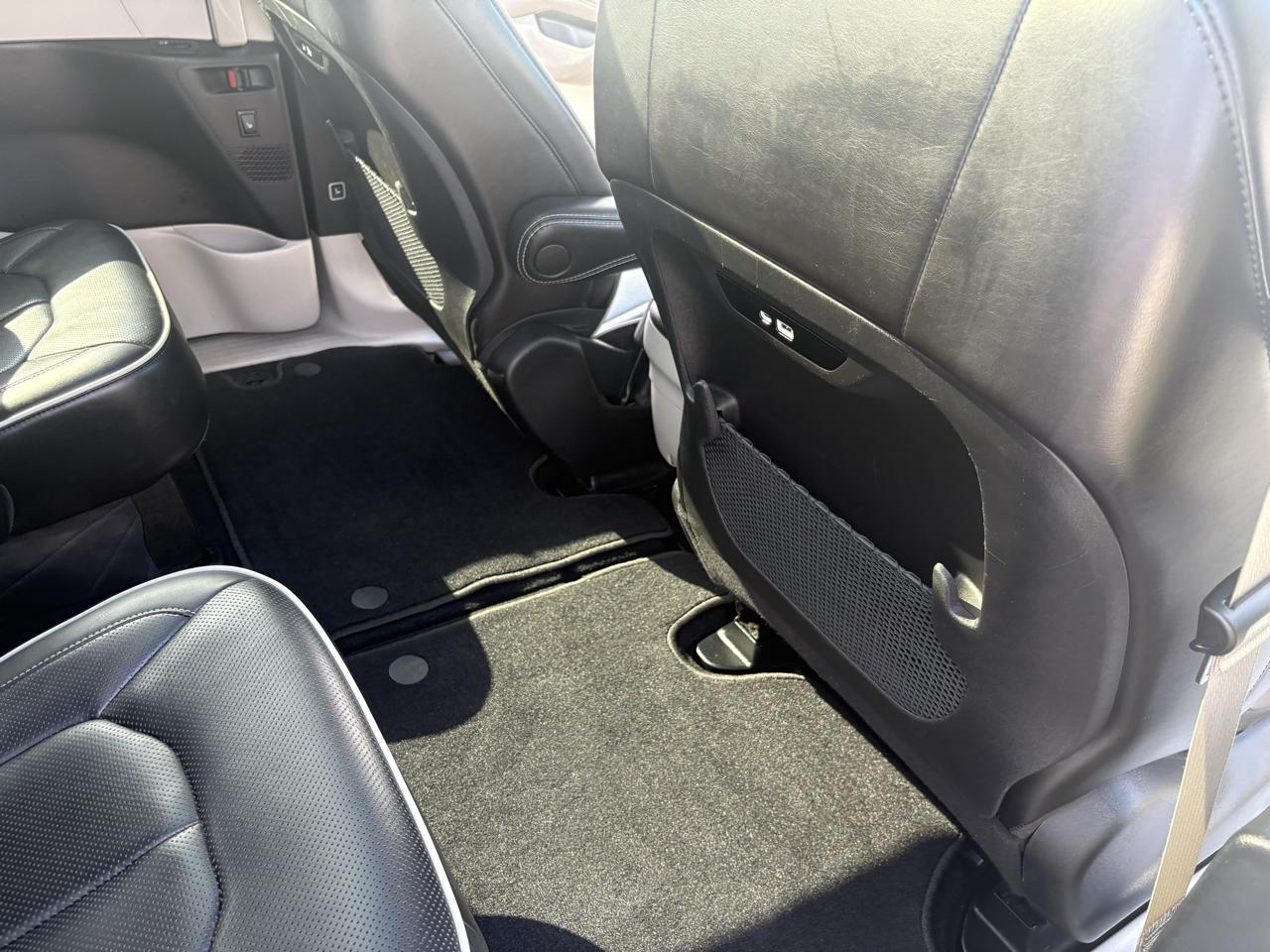 Chrysler Pacifica Limited FWD 2024