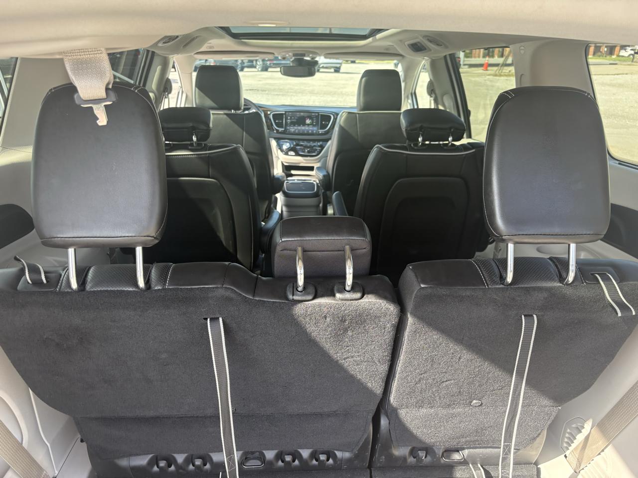 Chrysler Pacifica Limited FWD 2024