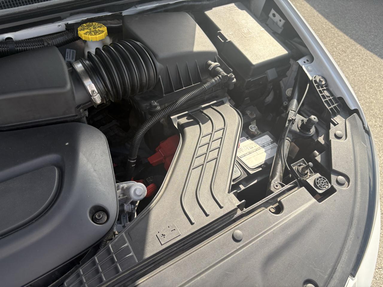 Chrysler Pacifica Limited FWD 2024