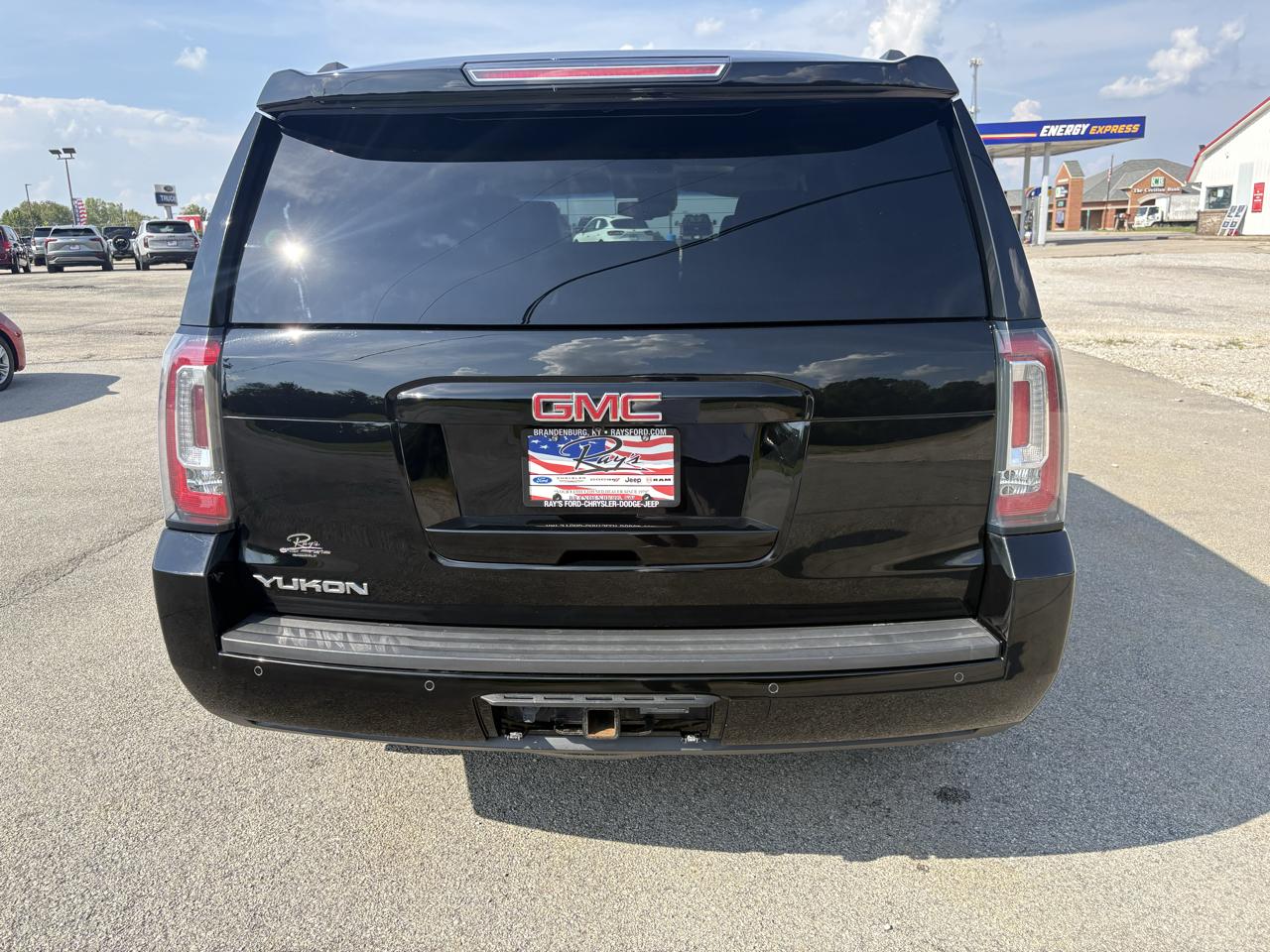 GMC Yukon 4WD 4dr SLT 2015