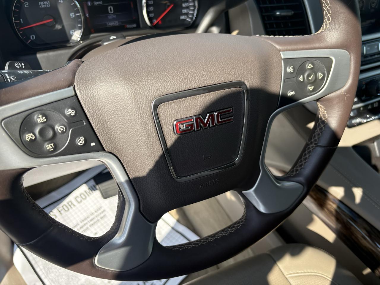 GMC Yukon 4WD 4dr SLT 2015