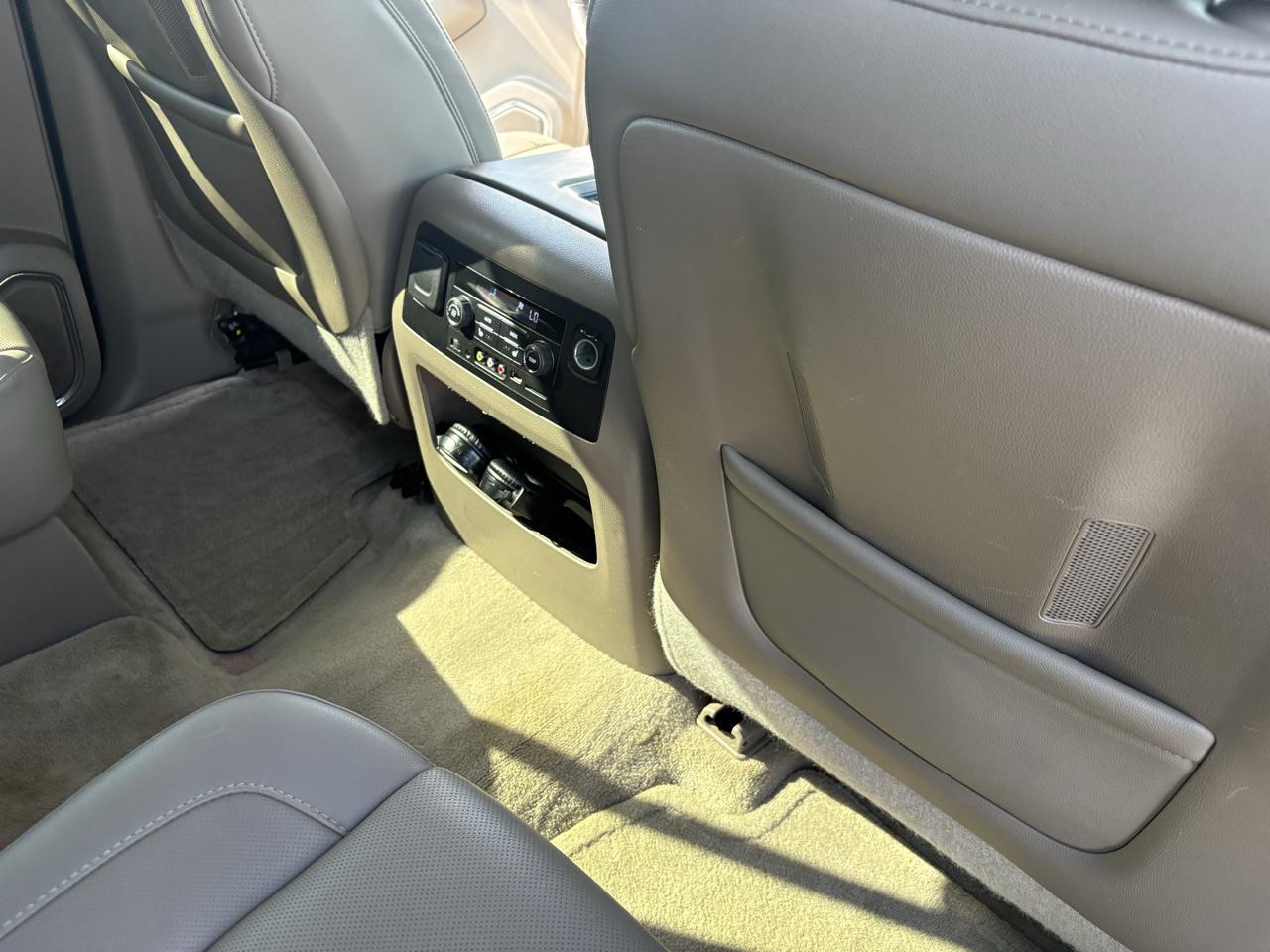 GMC Yukon 4WD 4dr SLT 2015