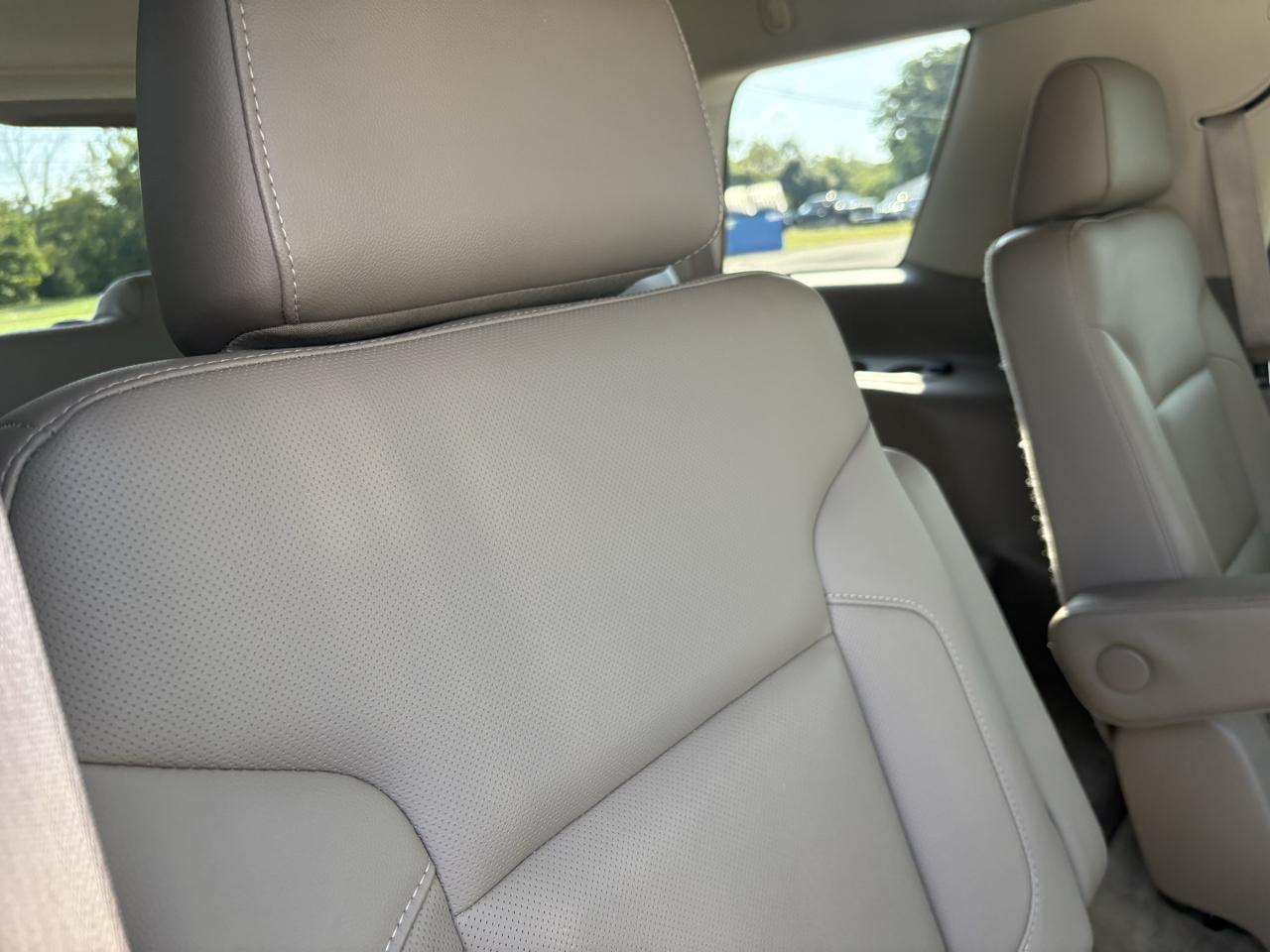GMC Yukon 4WD 4dr SLT 2015