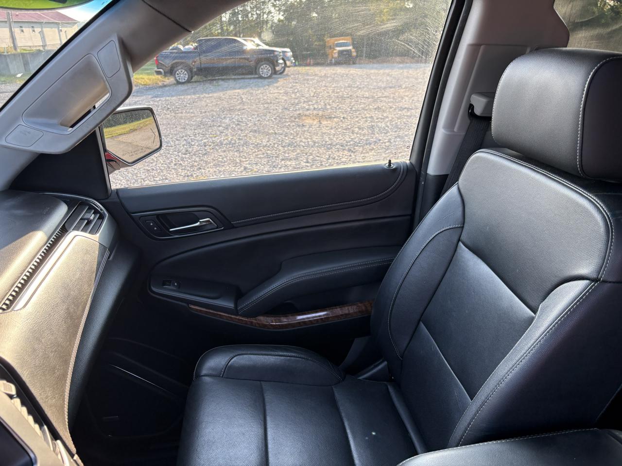 Chevrolet Suburban 4WD 4dr 1500 Premier 2019