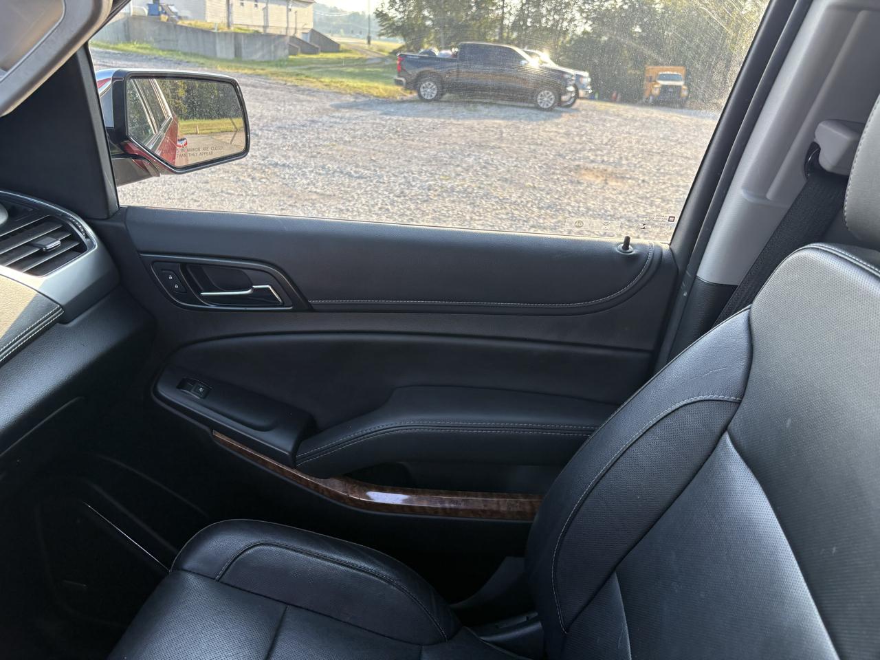 Chevrolet Suburban 4WD 4dr 1500 Premier 2019